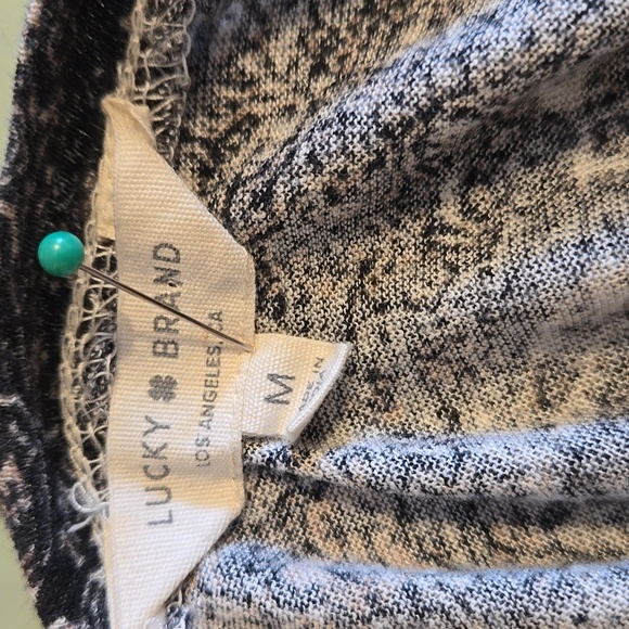Lucky Brand print black and cream top Sz M - Picture 6 of 6